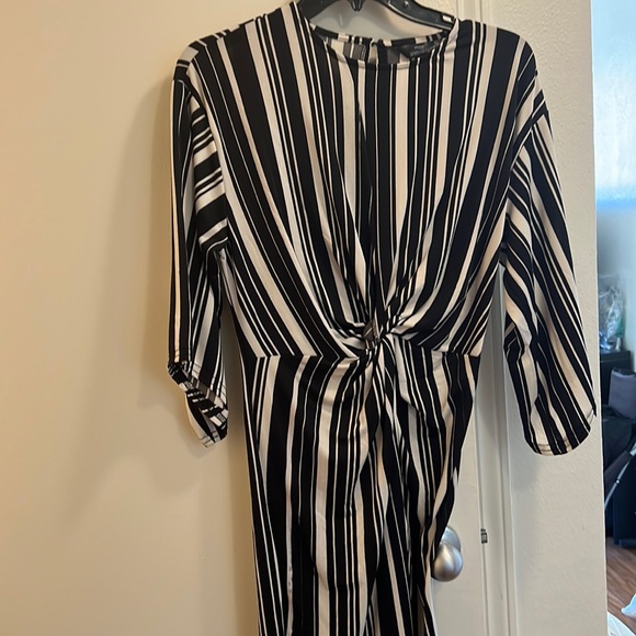 Cute slim body long dress great for cocktail or dinner partys modest dress - Picture 1 of 1